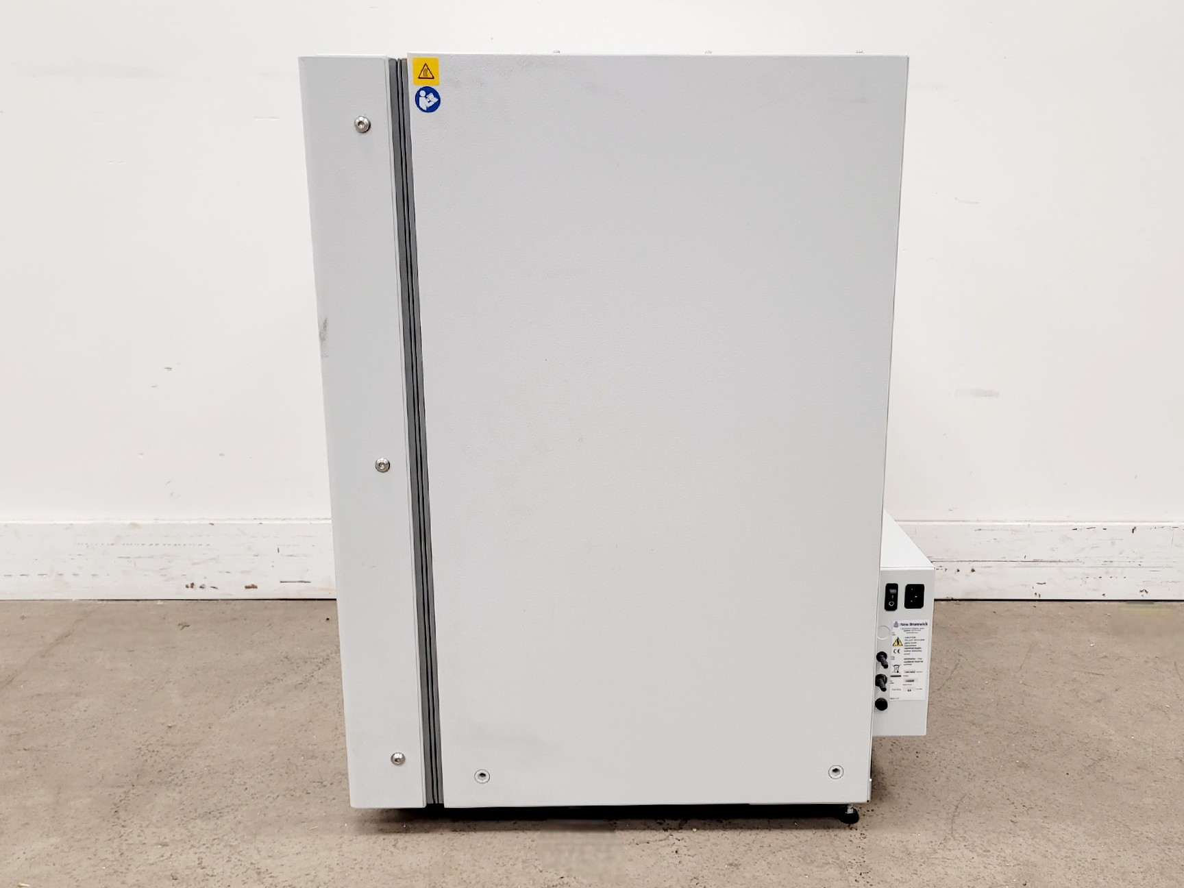 Image of New Brunswick Galaxy 170R CO2 Incubator