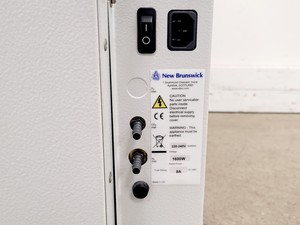 Thumbnail image of New Brunswick Galaxy 170R CO2 Incubator