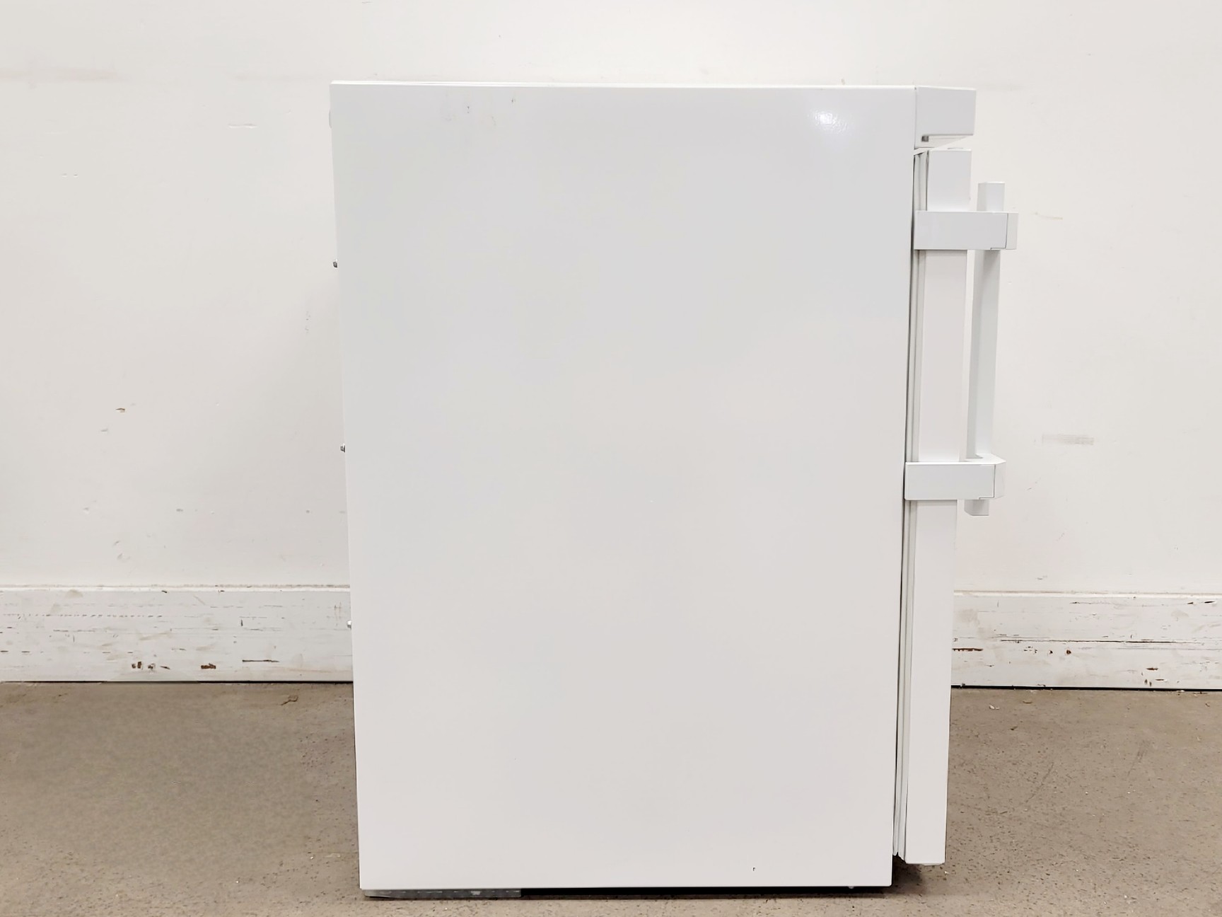 Image of Liebherr MediLine LKUexv 1610 Laboratory Fridge