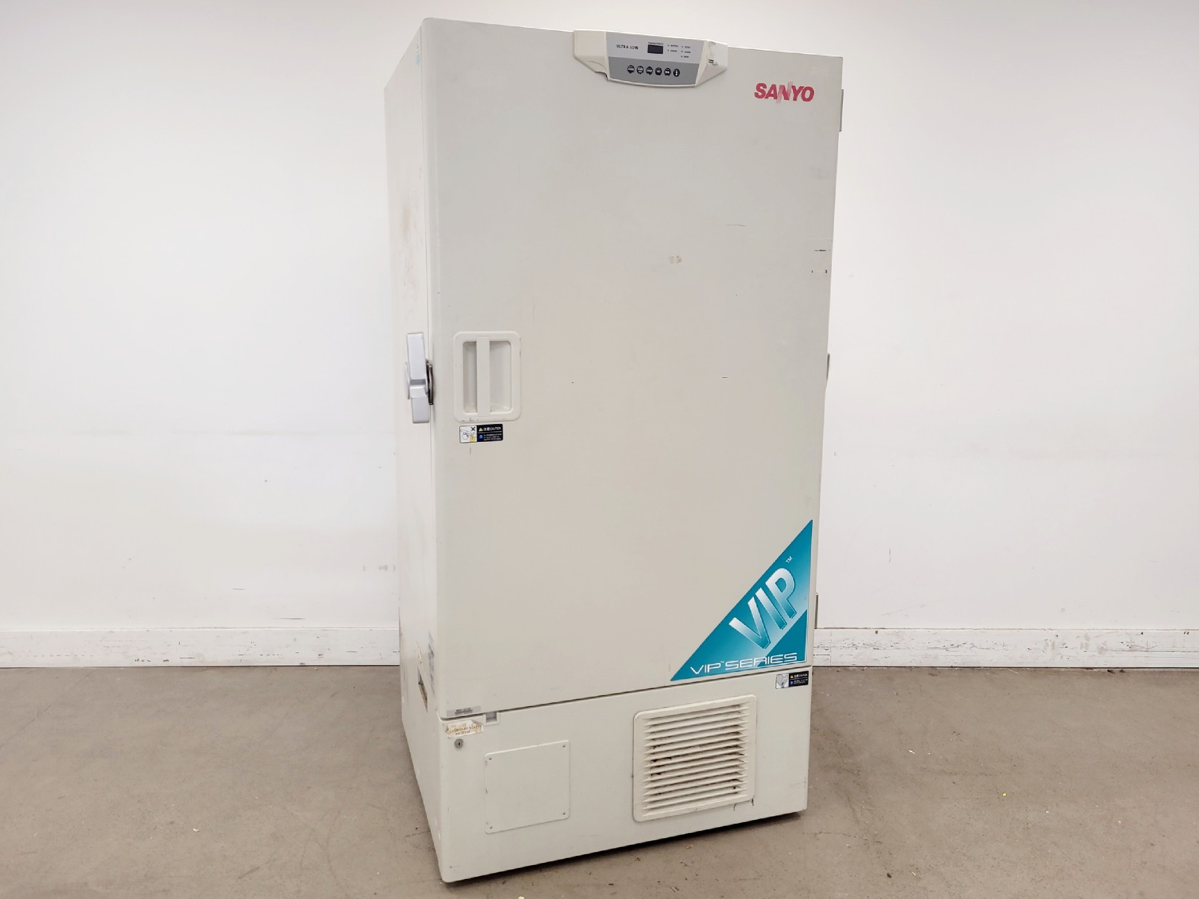 Image of Sanyo MDF-U73V Ultra Low Temperature Freezer Lab