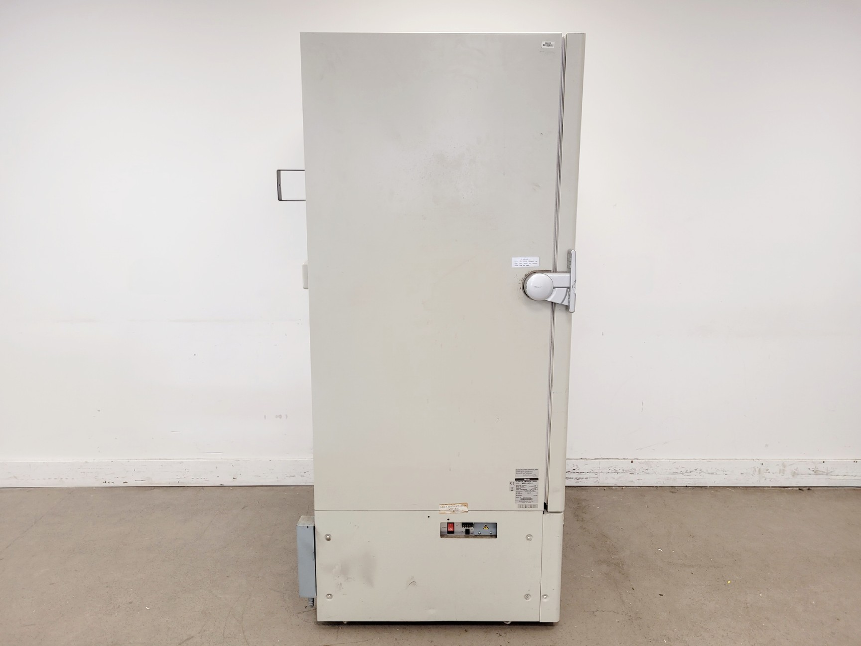 Image of Sanyo MDF-U73V Ultra Low Temperature Freezer Lab