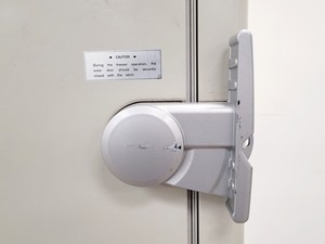 Thumbnail image of Sanyo MDF-U72V Ultra Low Temperature Freezer -80ºc Lab