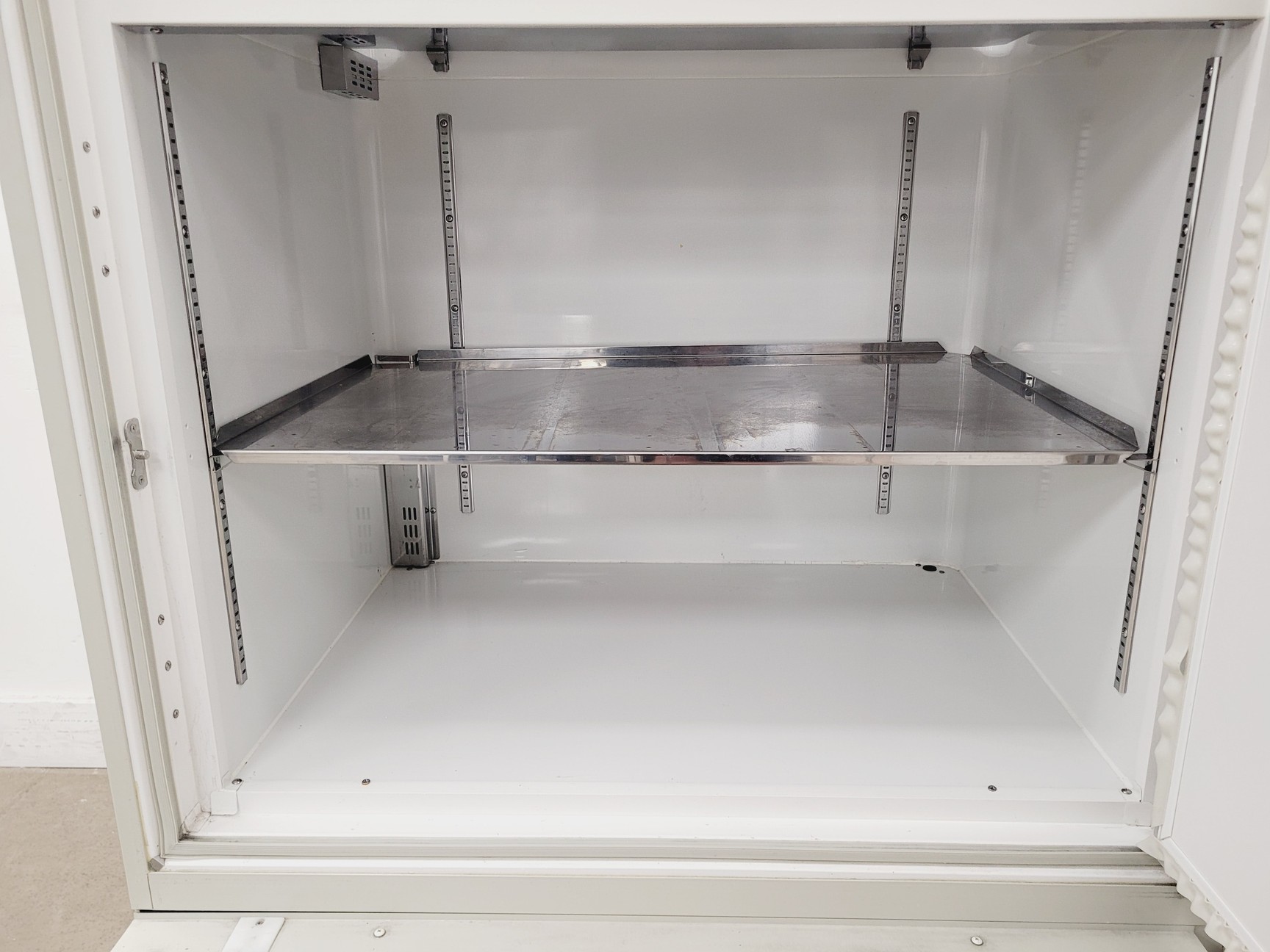Image of Sanyo MDF-U72V Ultra Low Temperature Freezer -80ºc Lab