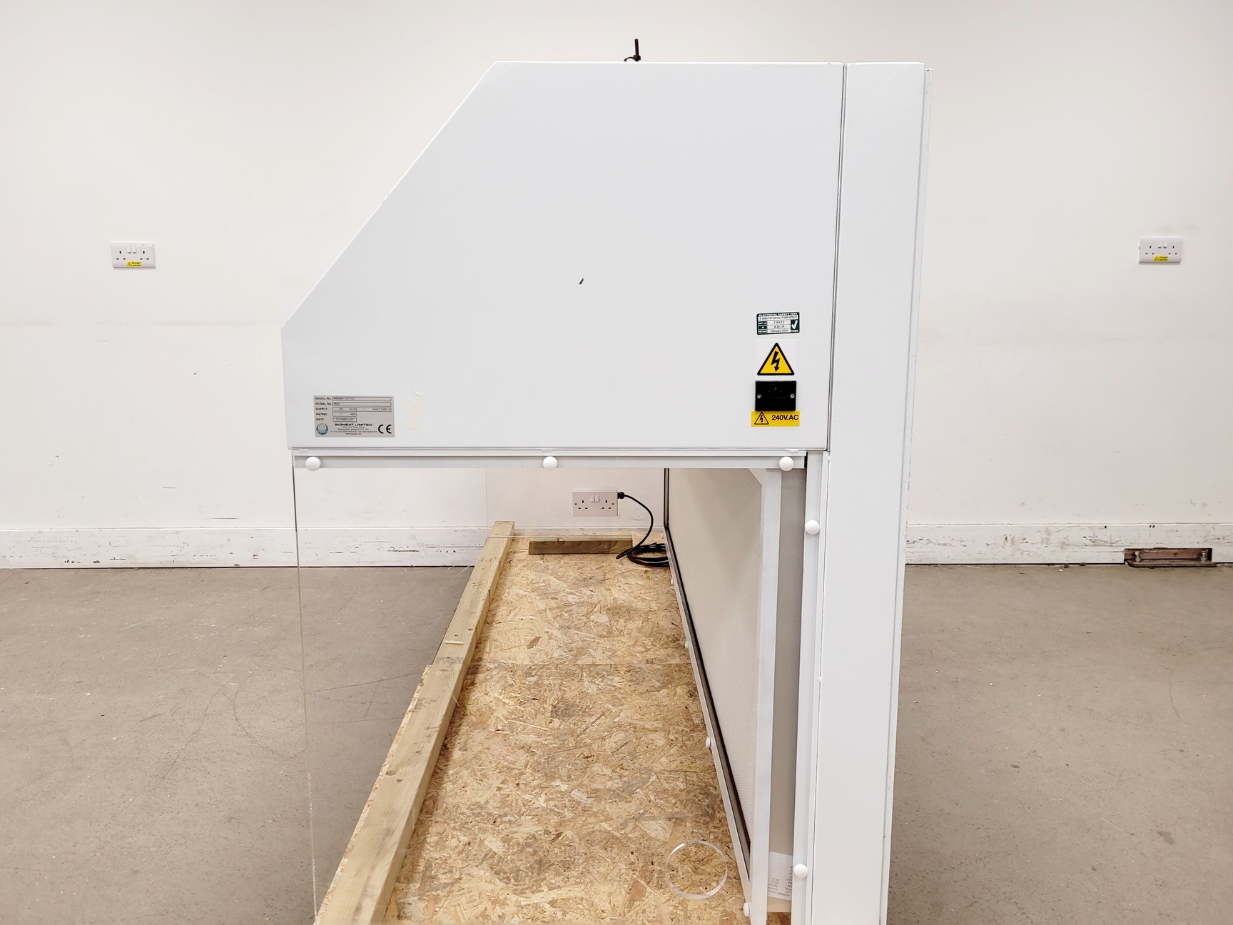 Image of Bigneat HLF Workstation BN0006/01 HLFP 2.0 Horizontal Laminar Flow