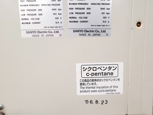 Thumbnail image of Sanyo MDF-U442 Medical Freezer -49ºc Ultra Low Temperature Lab