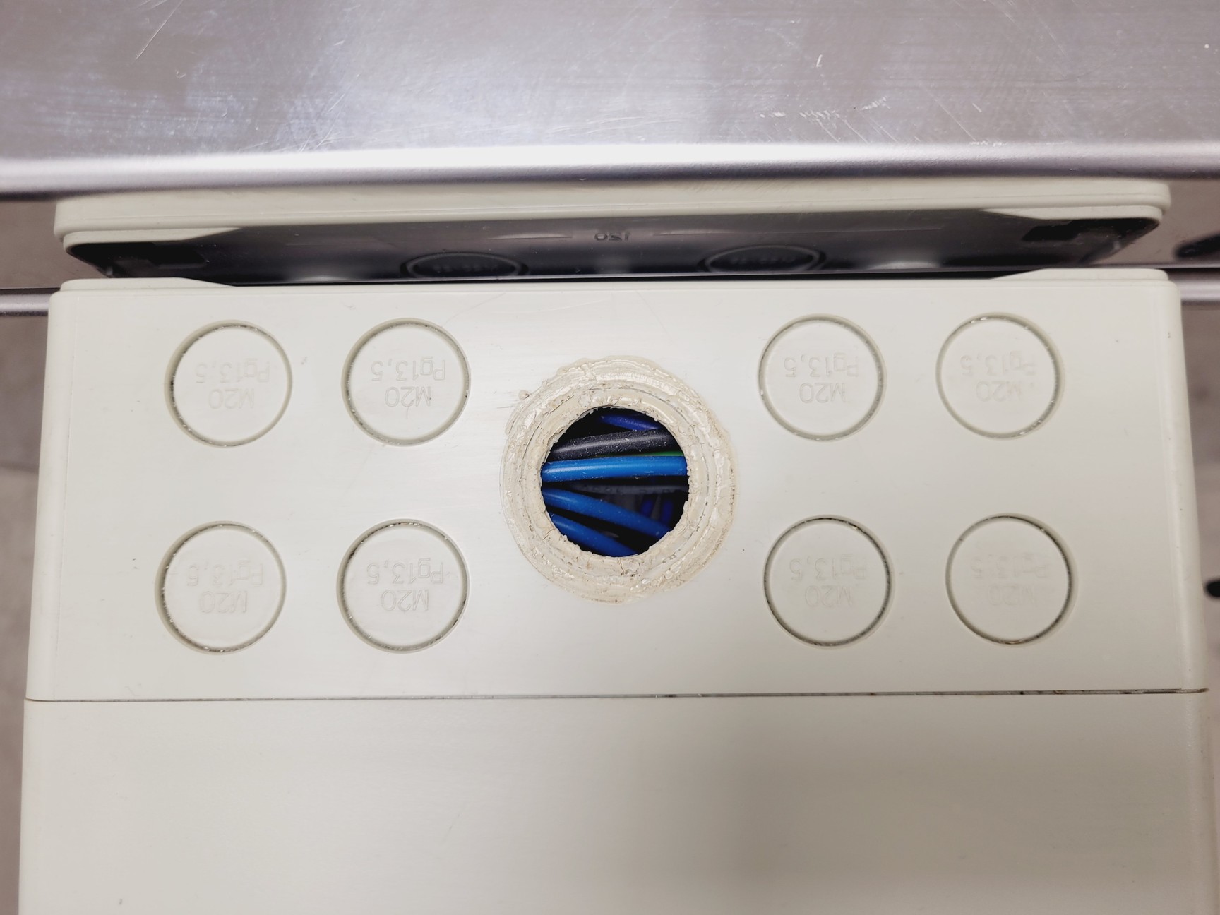 Image of AirTree Ozone Technology G-Sapphire P Series Ozone Generator G-P60