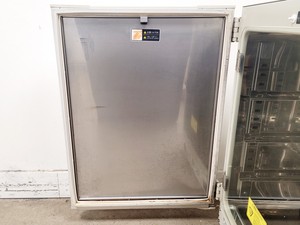 Thumbnail image of Sanyo MCO-18AIC(UV) CO2 Incubator
