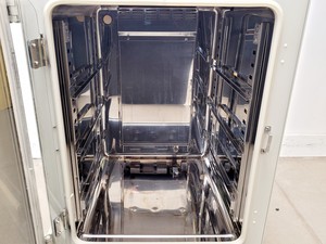 Thumbnail image of Sanyo MCO-18AIC(UV) CO2 Incubator