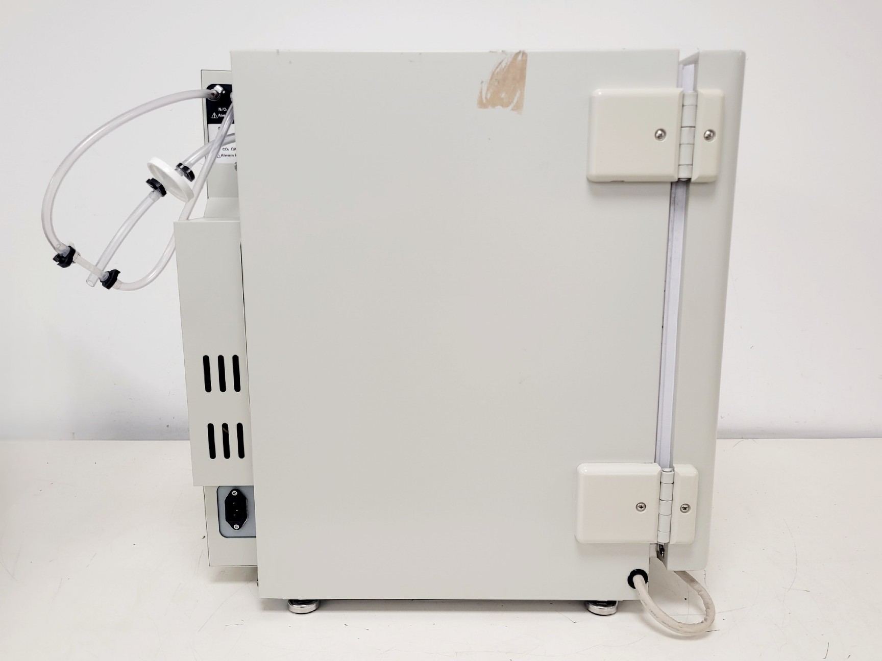Image of Panasonic MCO-5M-PE CO2 Benchtop Incubator