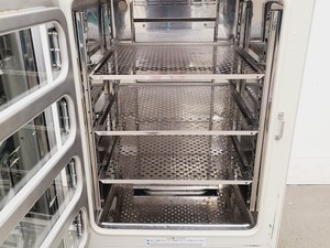 Thumbnail image of Sanyo O2/CO2 MCO-19M Incubator Lab