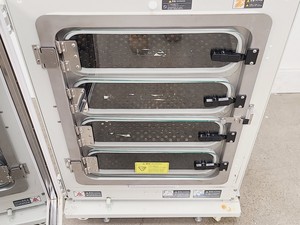 Thumbnail image of Sanyo O2/CO2 MCO-19M Incubator Lab