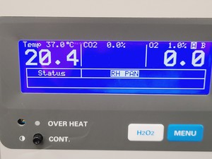 Thumbnail image of Sanyo O2/CO2 MCO-19M Incubator Lab
