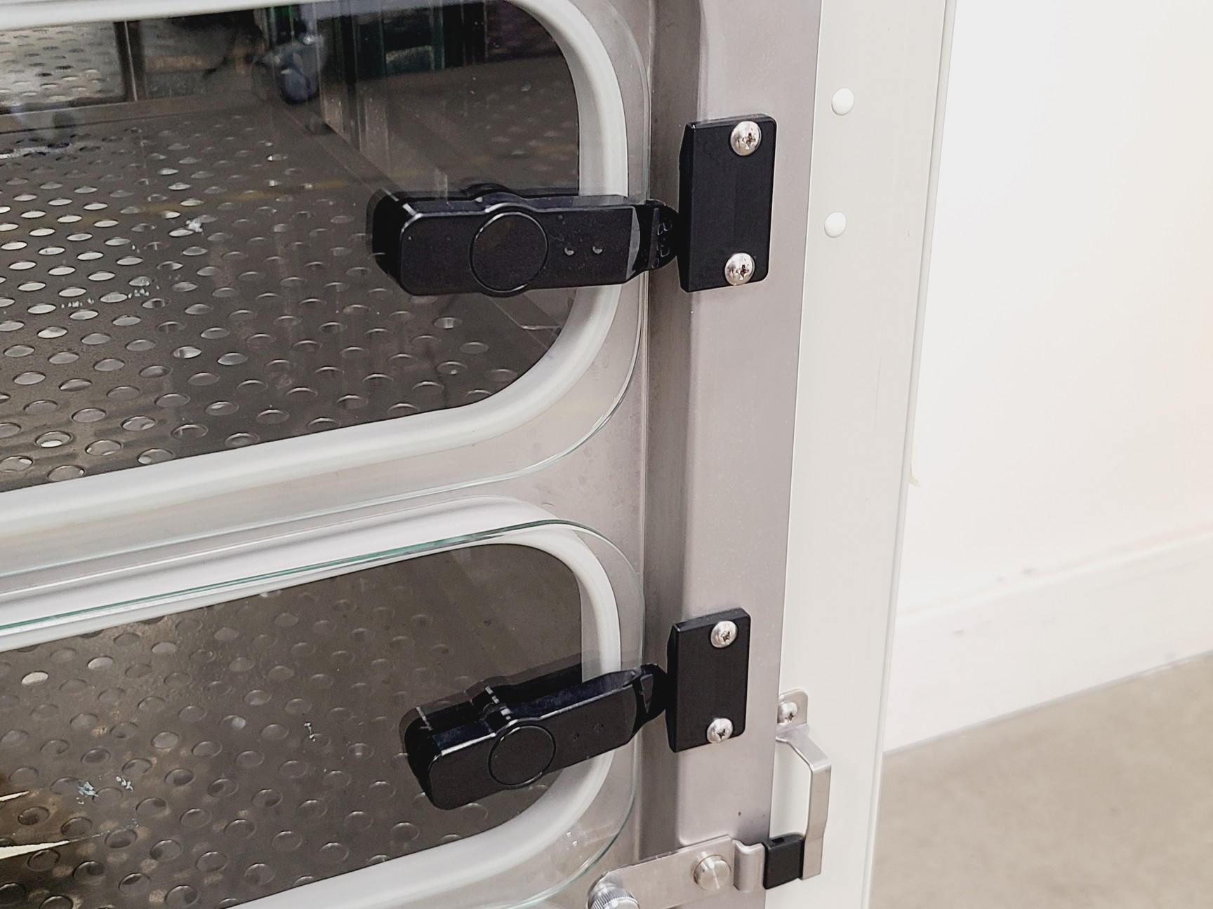 Image of Sanyo O2/CO2 MCO-19M Incubator Lab