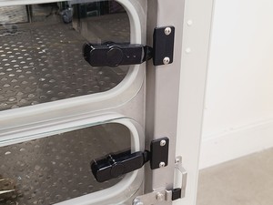 Thumbnail image of Sanyo O2/CO2 MCO-19M Incubator Lab