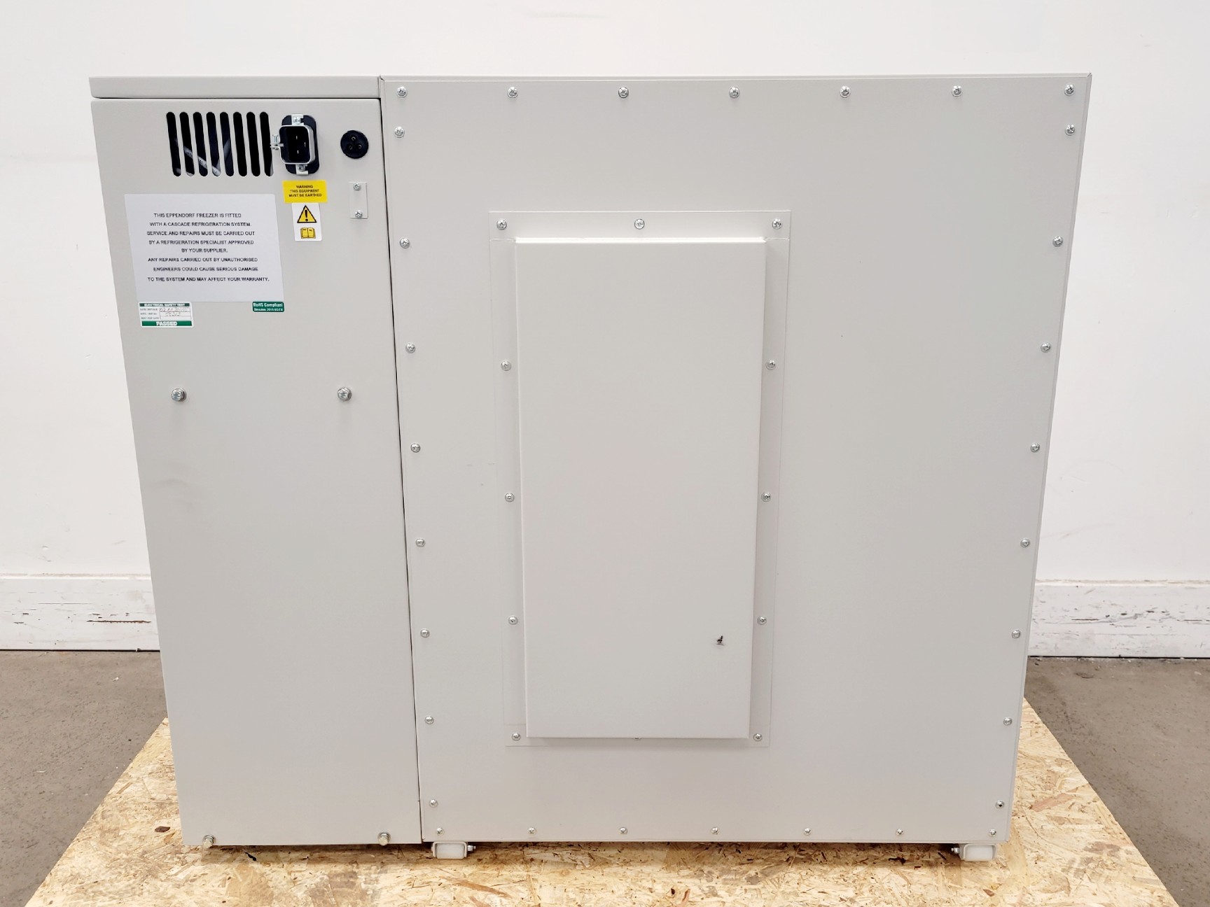 Image of Eppendorf CryoCube F101h-86 Ultra-Low Temperature Freezer Lab