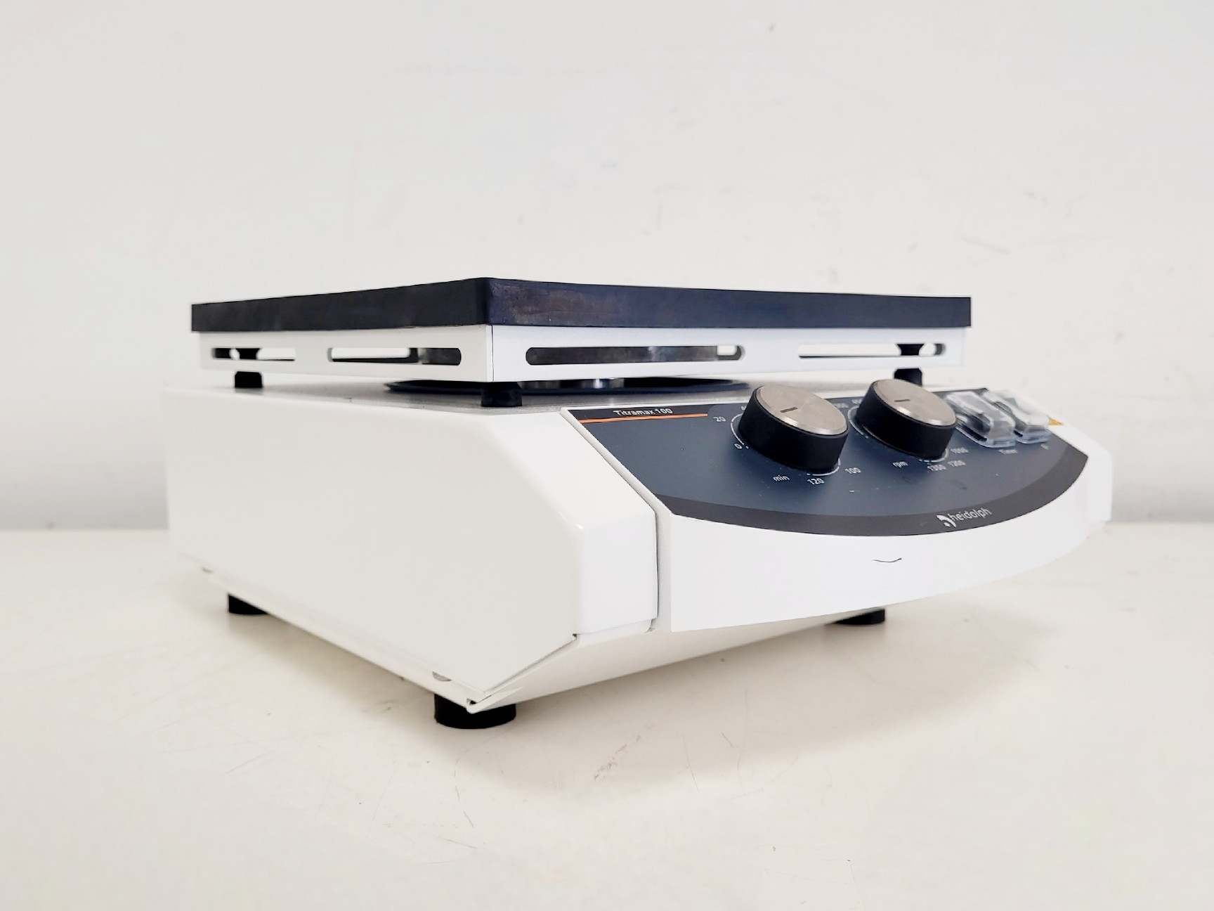 Image of Heidolph Titramax 100 Benchtop Microplate Shaker (2022) Lab