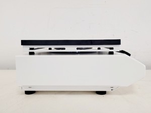 Thumbnail image of Heidolph Titramax 100 Benchtop Microplate Shaker (2022) Lab