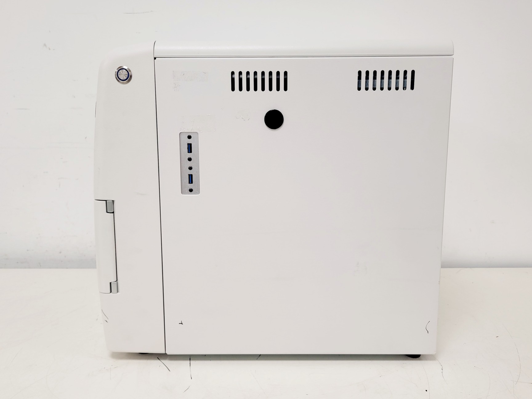 Image of Beckman Coulter C19196 Vi-Cell Blu Cell Viability Analyzer (2021) 