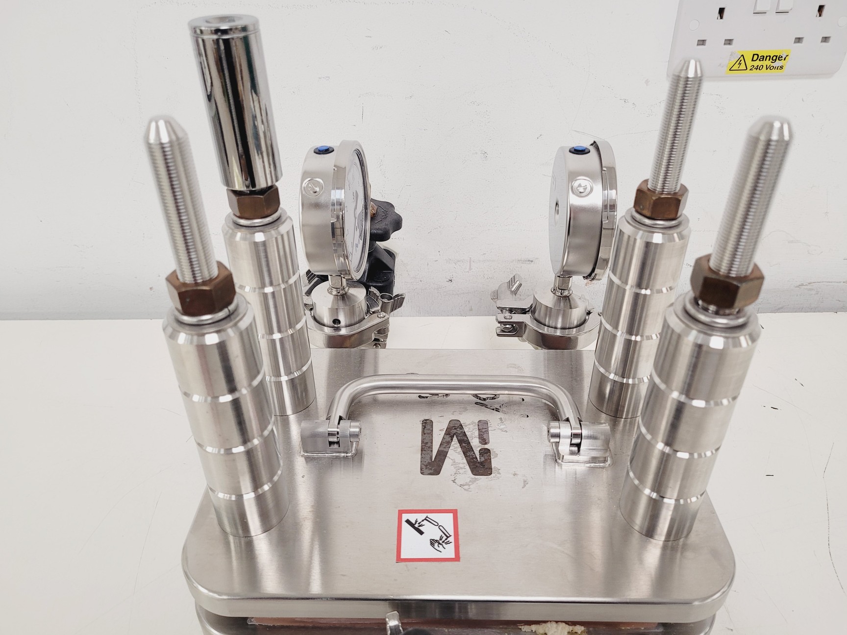 Image of Millipore Pellicon 2 P2B3-00C-05 Cassette Filter & XX42PMINI Holder