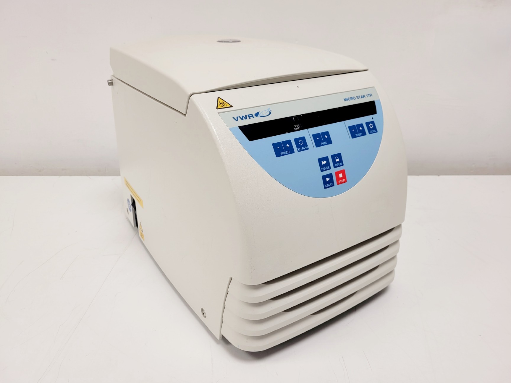 Image of VWR Micro Star 17R Centrifuge w/ ThermoFisher Rotor 75003424/3410