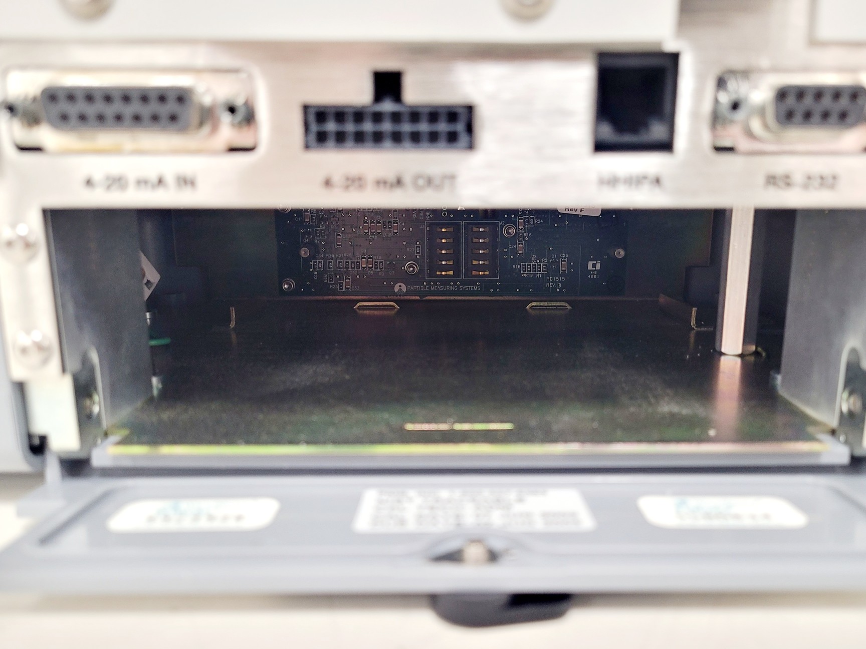 Image of Particle Measurement Systems Inc. Lasair II Particle Counter Lab