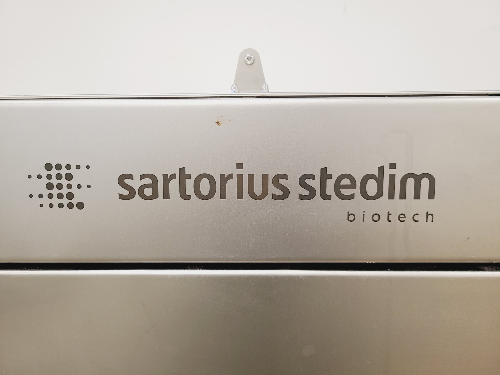 Image of Sartorius Stedim Biotech Pallet Tank for Mixing Base Module EU 200L w/ Combics 1