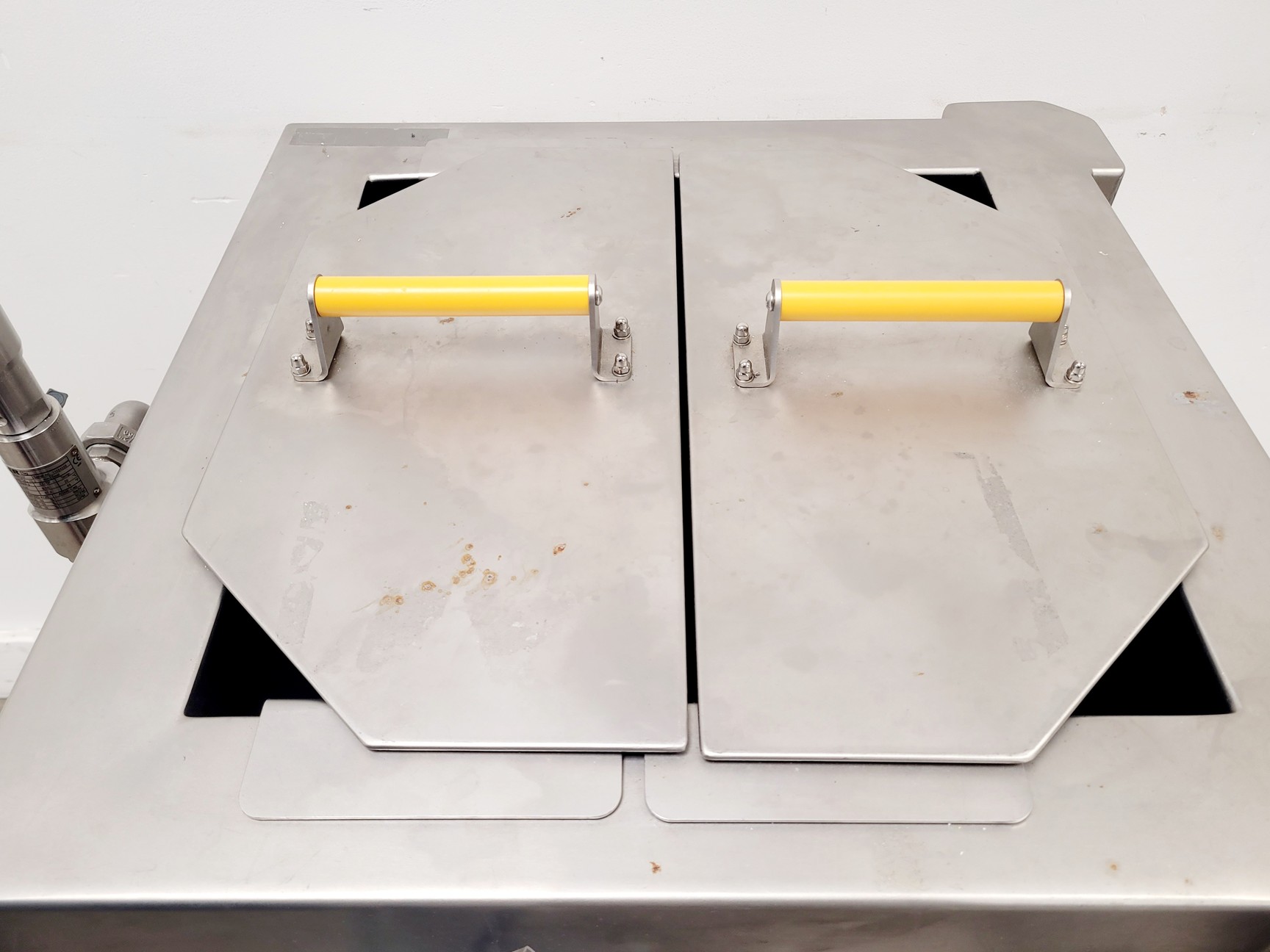 Image of Sartorius Stedim 100L Pallet Tank, Base Frame and Pro Mixer Drive Unit (2020)