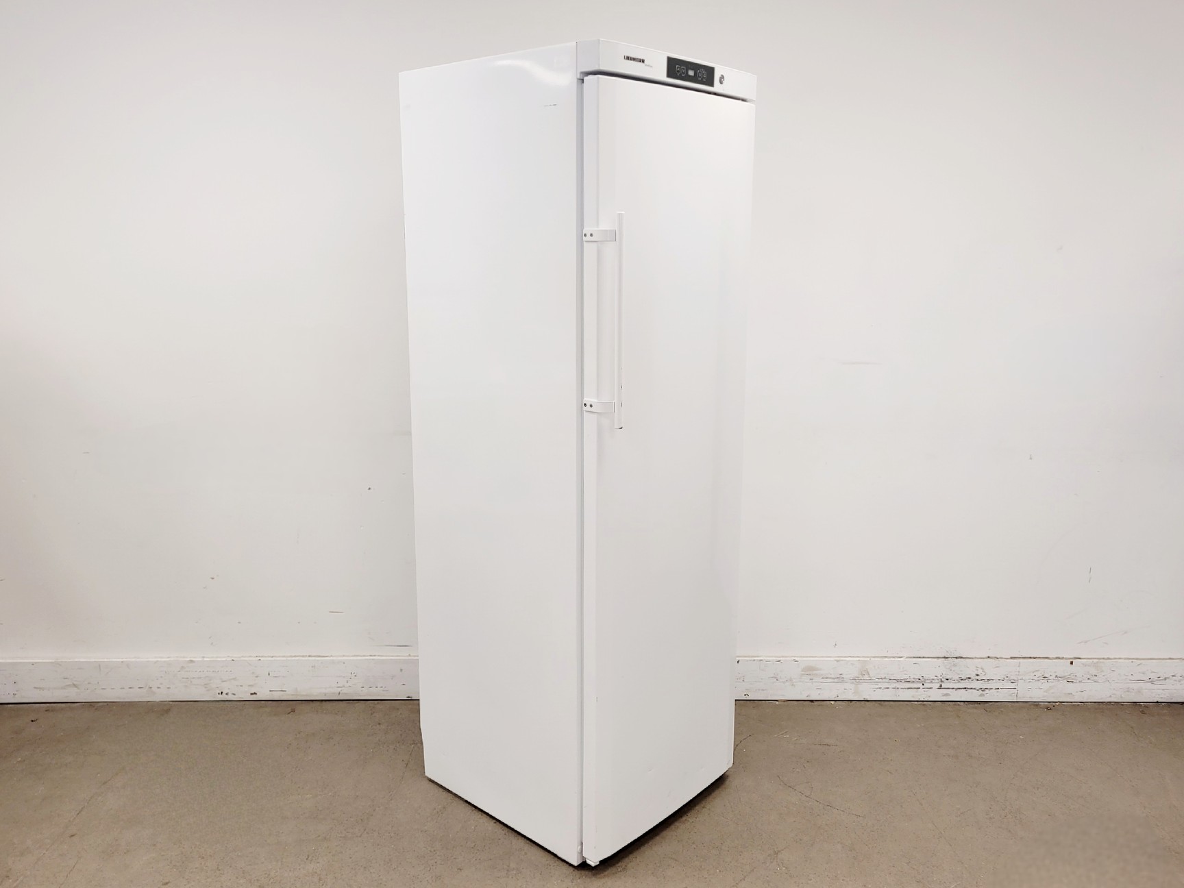 Image of Liebherr ProfiLine Model GKv 4310 Index 21H/147 Lab Fridge