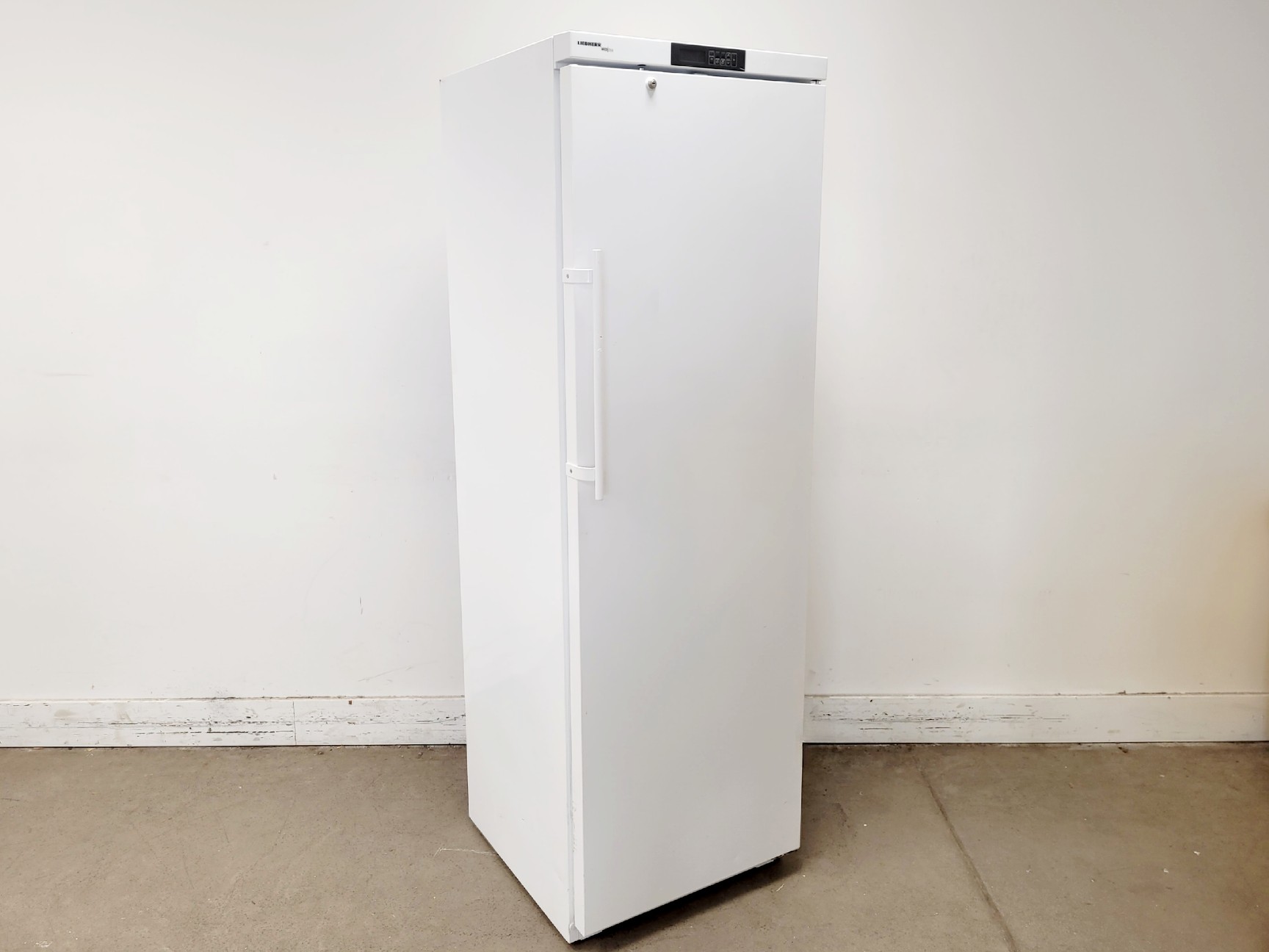 Image of Liebherr MediLine Model LGex 3410 Index 22C / 001 Lab Freezer