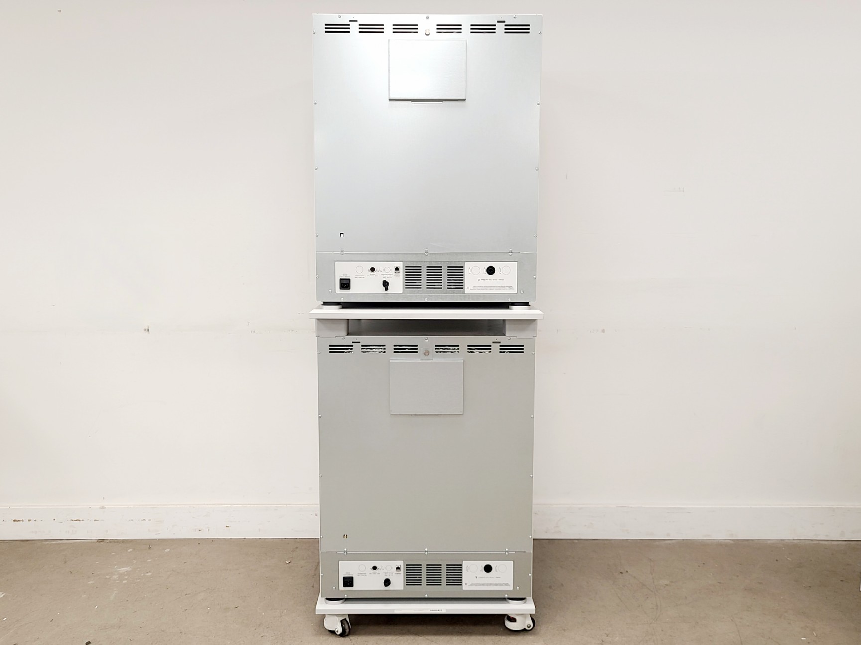 Image of Binder CB 170 Incubator Double Stack CO2 Lab