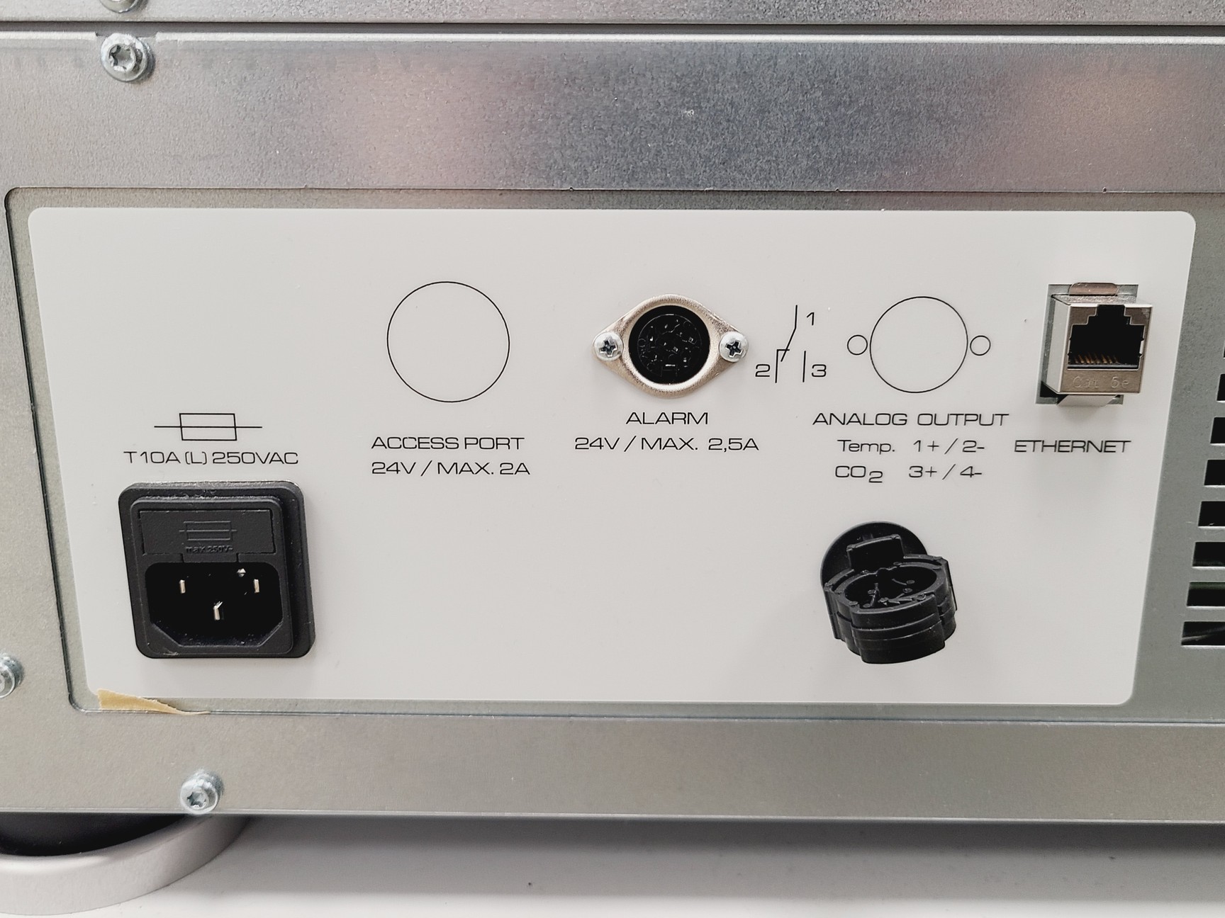 Image of Binder CB 170 Incubator Double Stack CO2 Lab