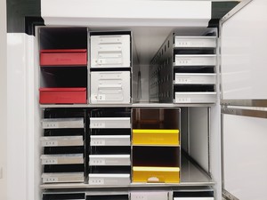 Thumbnail image of Thermo Scientific HeraFreeze HDE Series Ultra-Low Temperature Freezer HDE40086FV