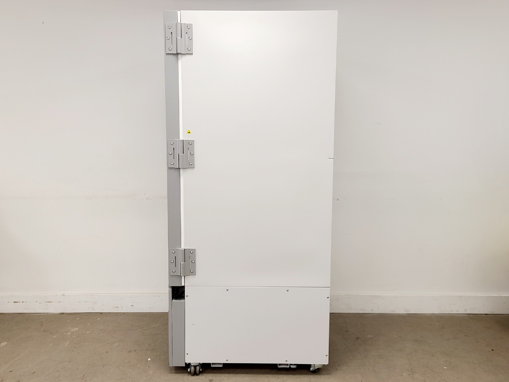 Image of Thermo Scientific HeraFreeze HDE Series Ultra-Low Temperature Freezer HDE40086FV