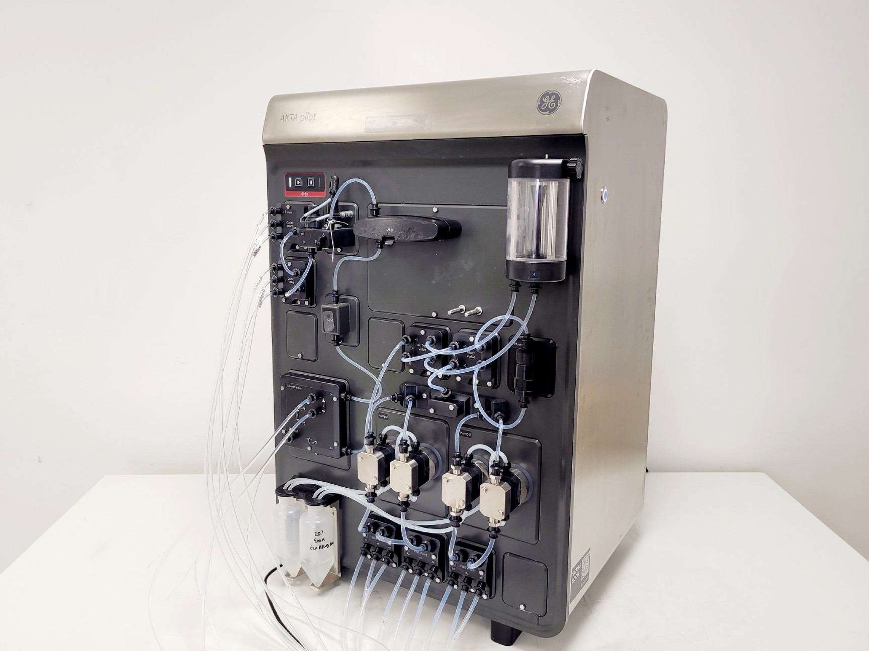 Image of ÄKTA Pilot 600 Chromatography System FPLC Lab (2020)