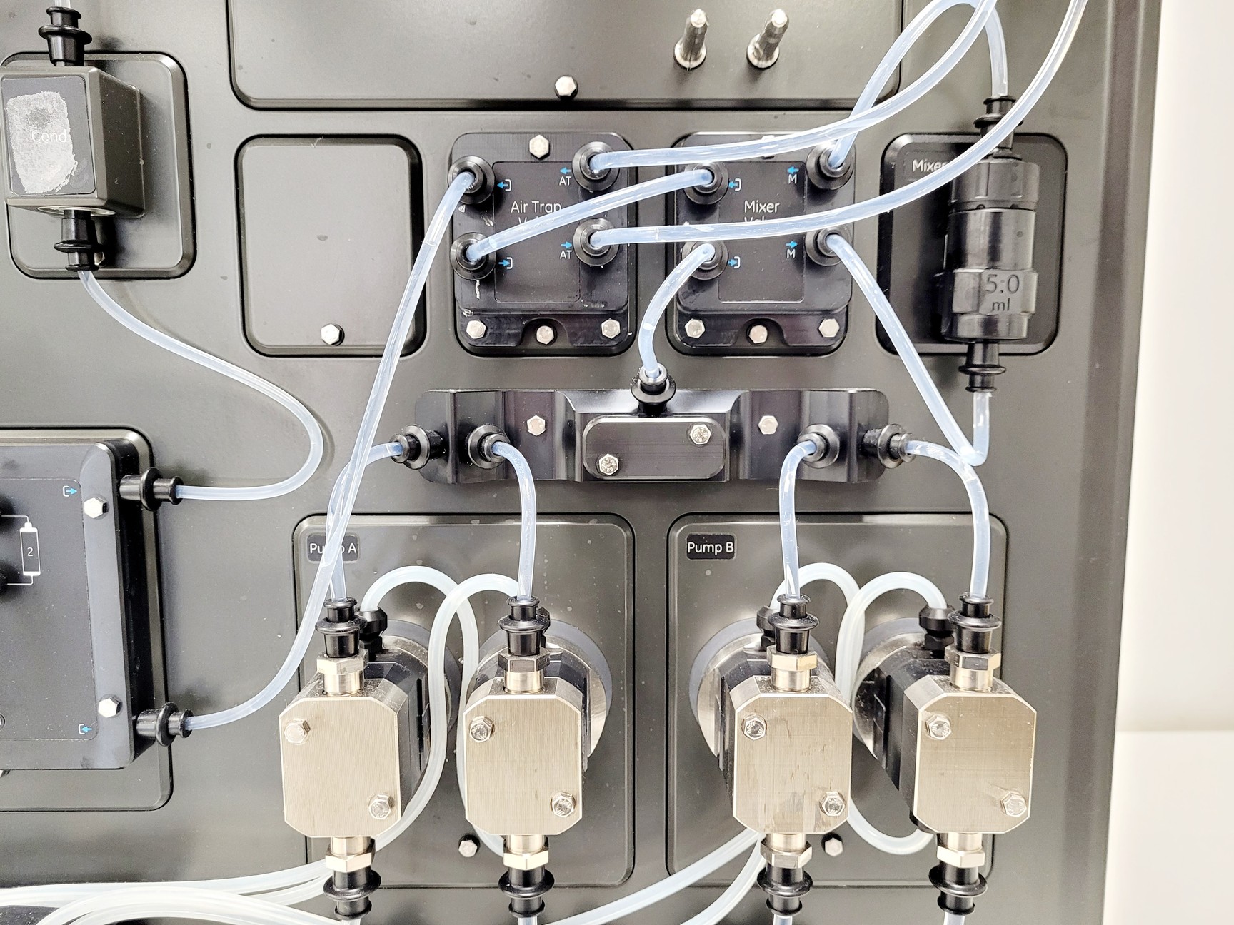 Image of ÄKTA Pilot 600 Chromatography System FPLC Lab (2020)