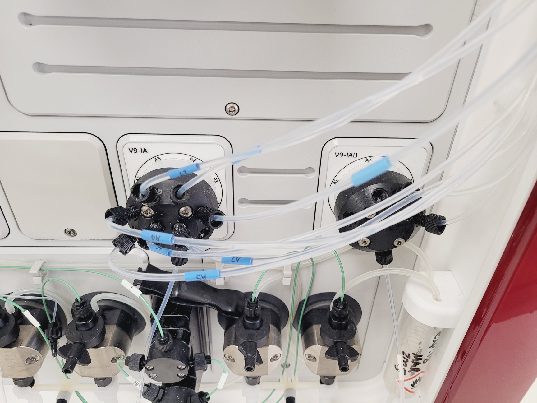 Image of ÄKTA Pure Fast Protein Liquid Chromatography System Lab
