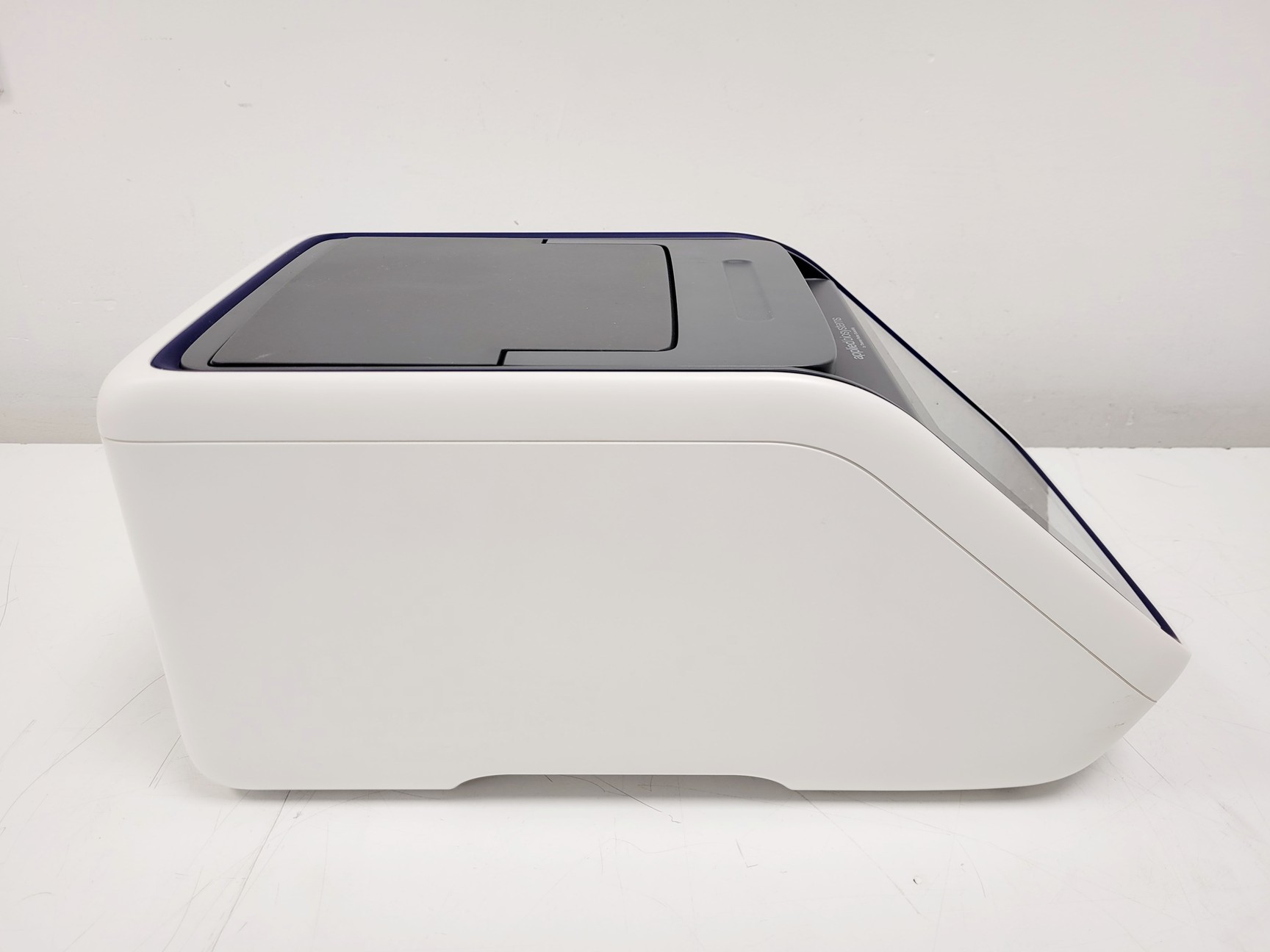 Image of Applied Biosystems VeritiPro 96-Well Thermal Cycler Model 7394