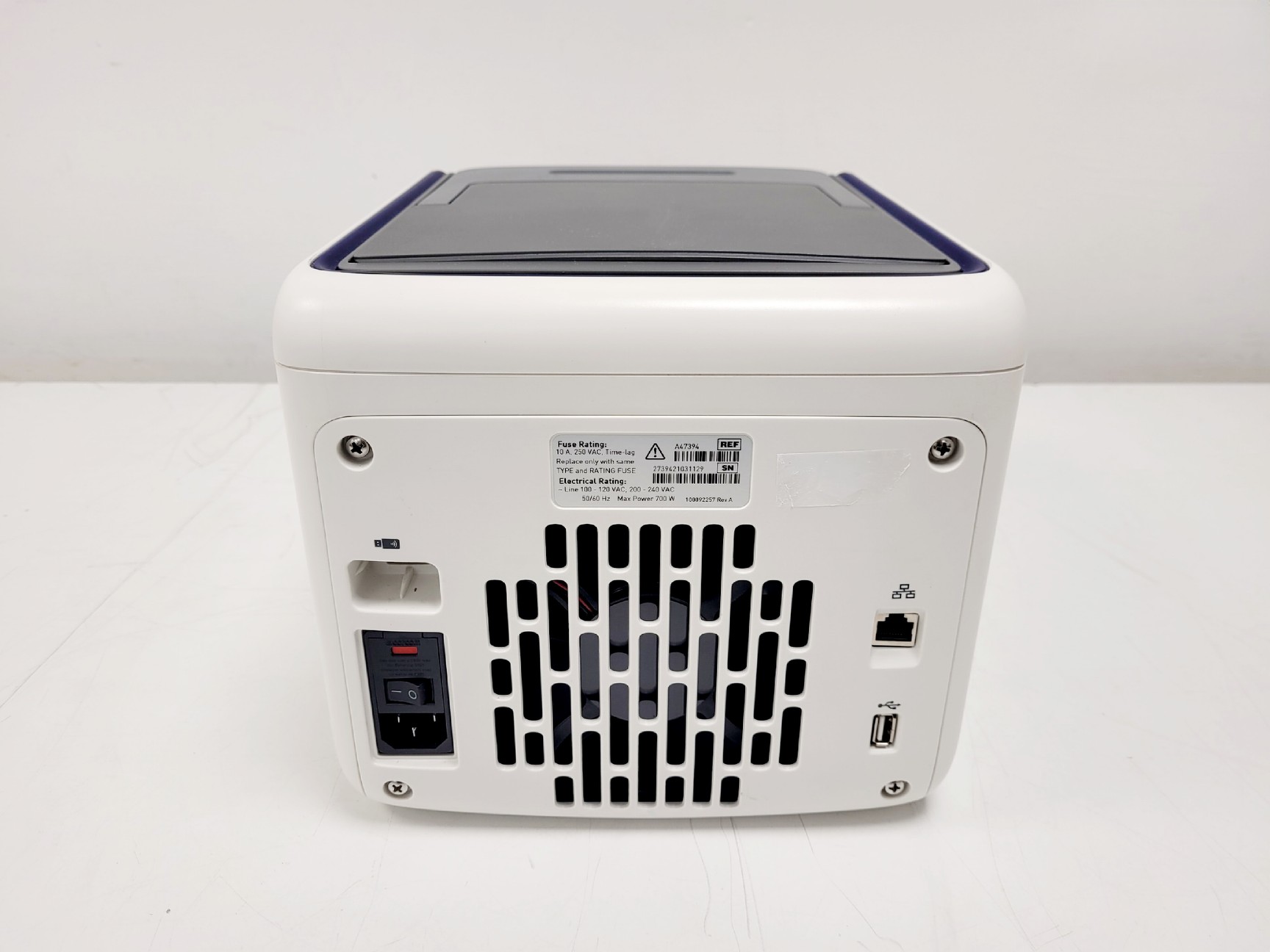 Image of Applied Biosystems VeritiPro 96-Well Thermal Cycler Model 7394