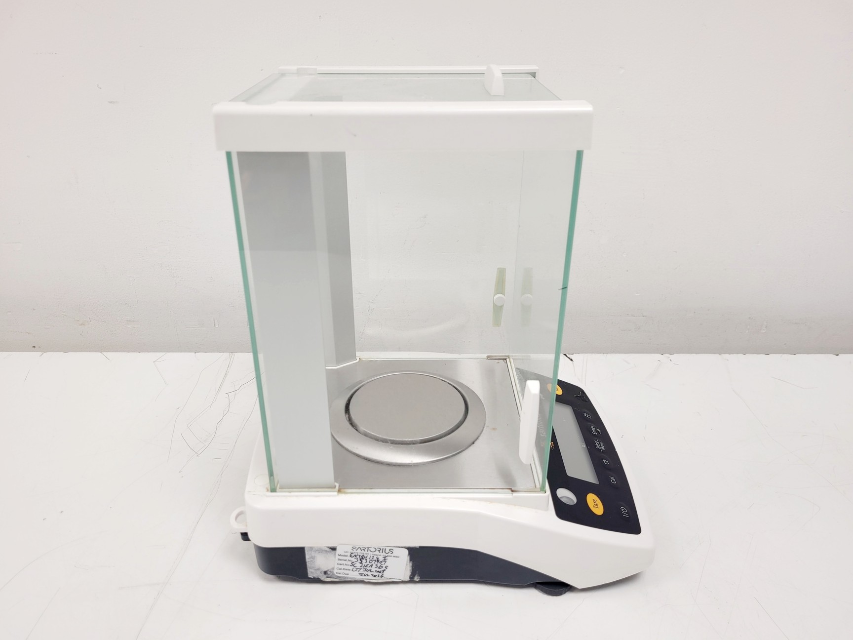 Image of Sartorius ENTRIS124I-1S 4dp Balance Lab