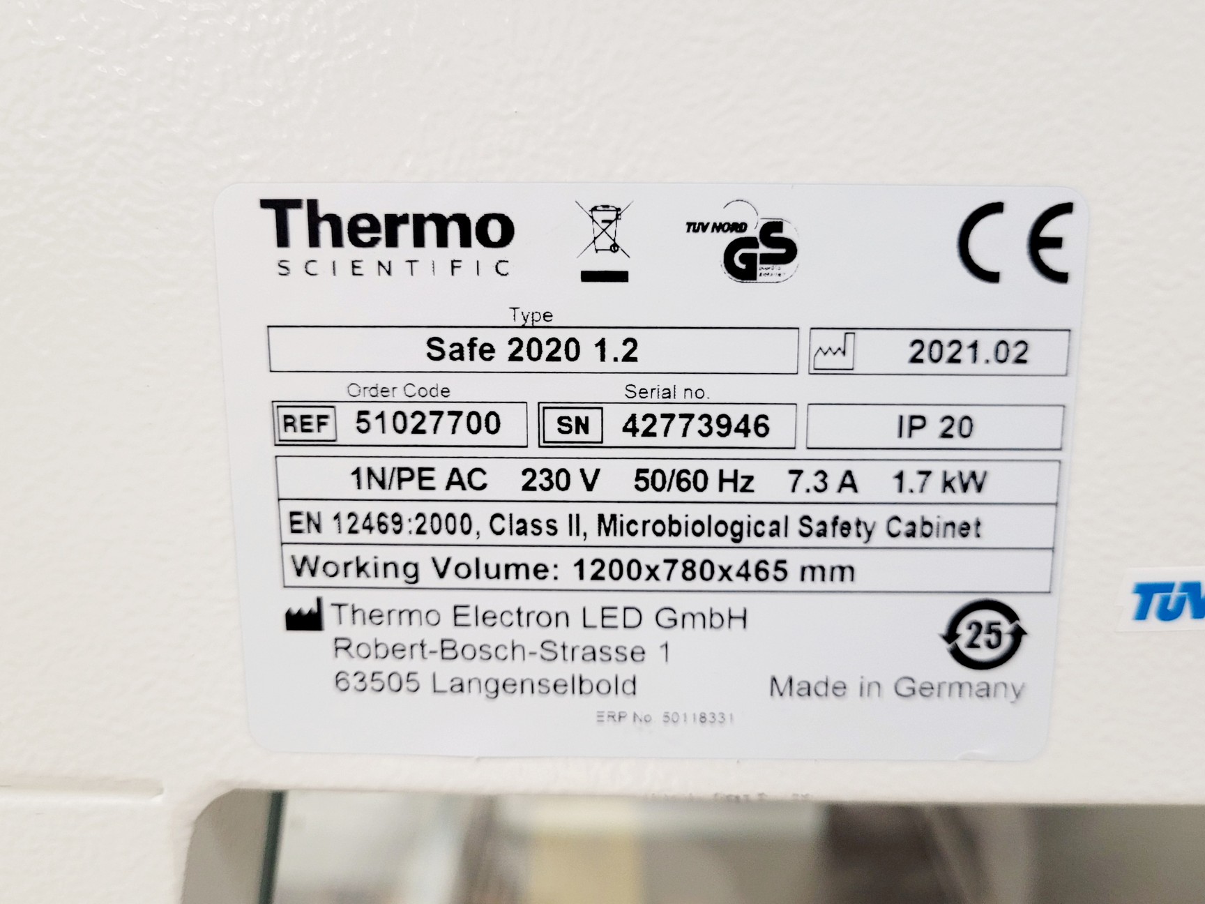 Image of Thermo Scientific Safe 2020 Model 1.2 Class 2 Biological Safety Cabinet w/ Stand