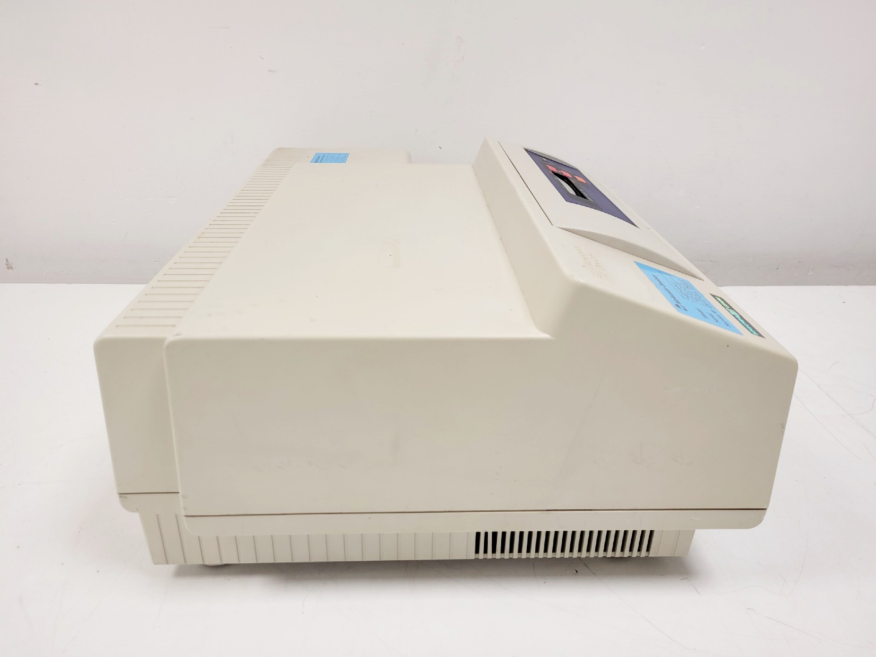 Image of Molecular Devices SpectraMAX Gemini Microplate Spectrophotometer w/ PC