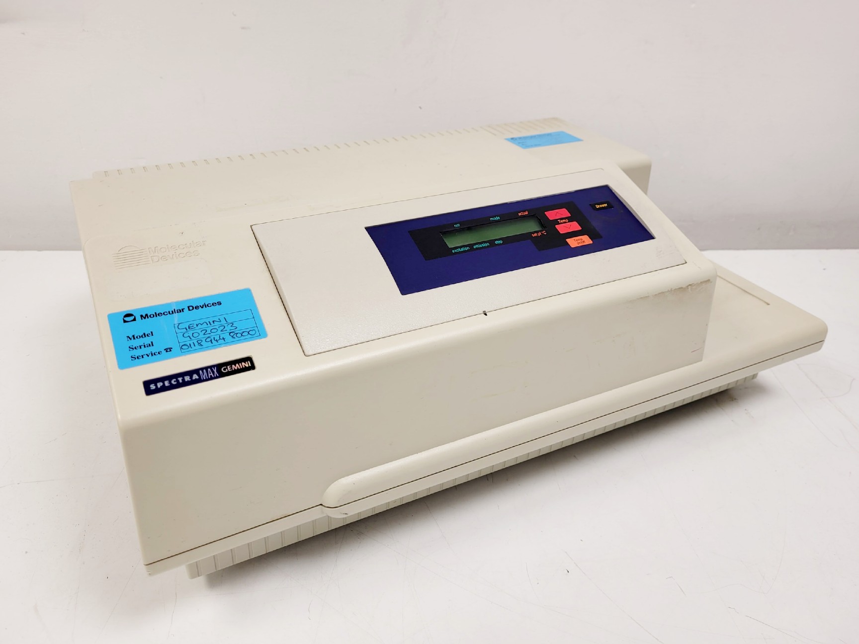 Image of Molecular Devices SpectraMAX Gemini Microplate Spectrophotometer w/ PC
