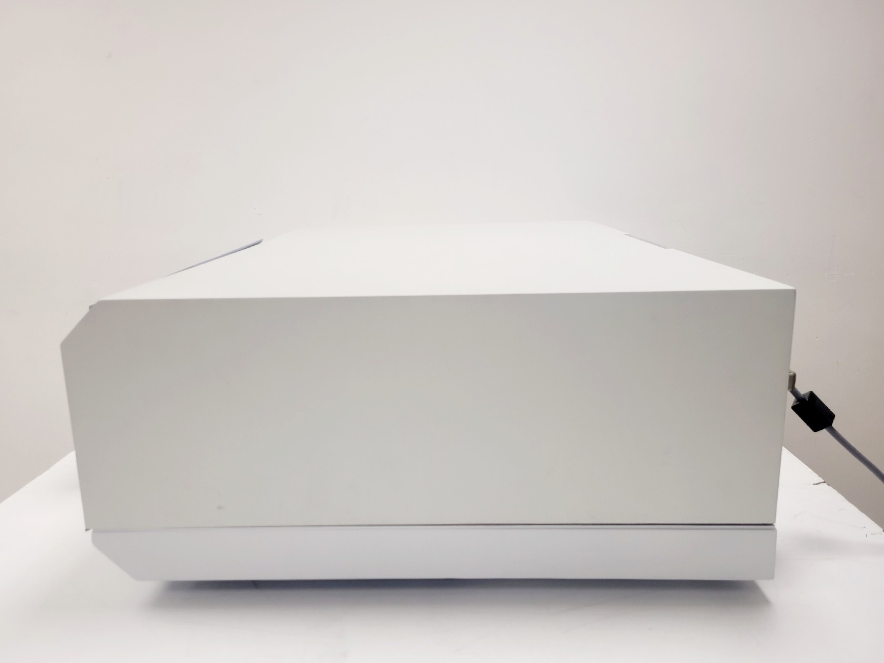 Image of PerkinElmer Instruments LS55 Fluorescence Spectrometer w/ PC & Software Lab