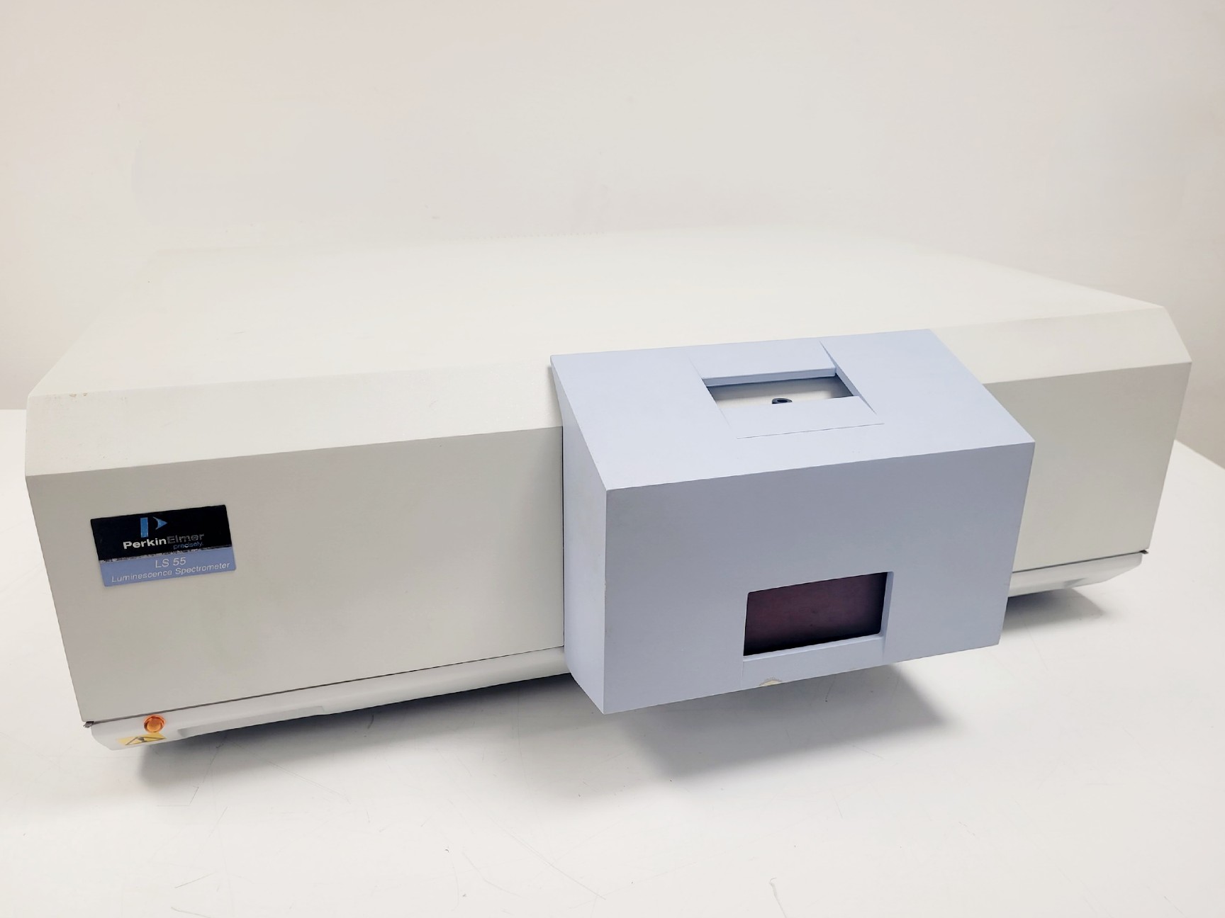 Image of PerkinElmer Instruments LS55 Fluorescence Spectrometer w/ PC & Software Lab