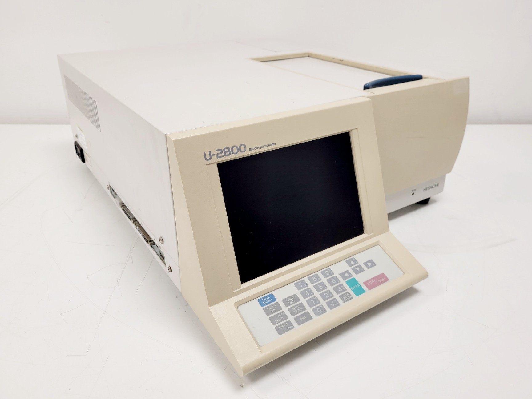 Image of Hitachi U-2800 UV/VIS Spectrophotometer Lab