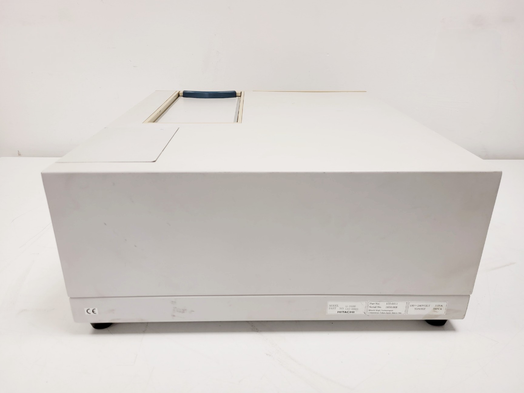 Image of Hitachi U-2800 UV/VIS Spectrophotometer Lab