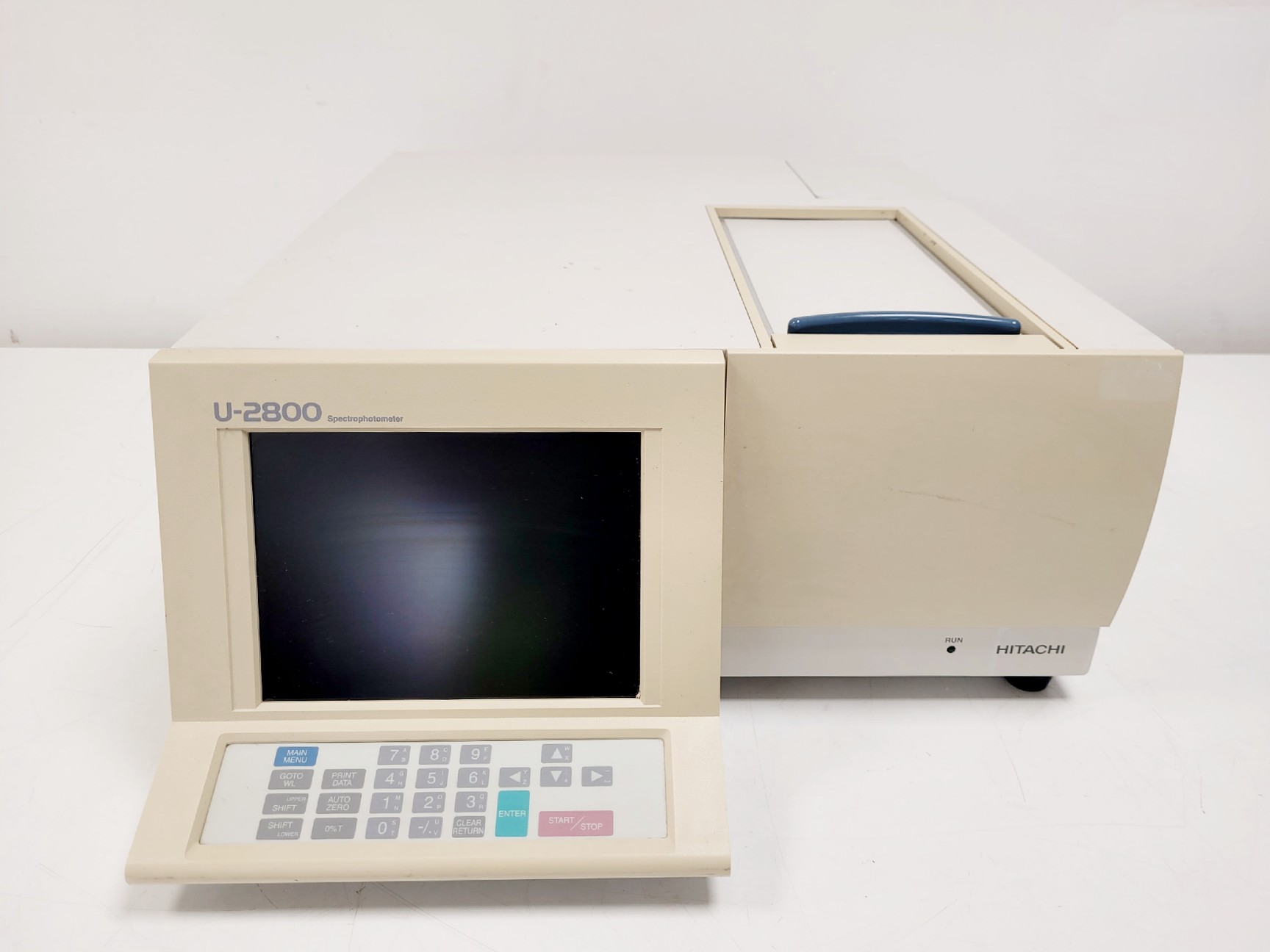 Image of Hitachi U-2800 UV/VIS Spectrophotometer Lab