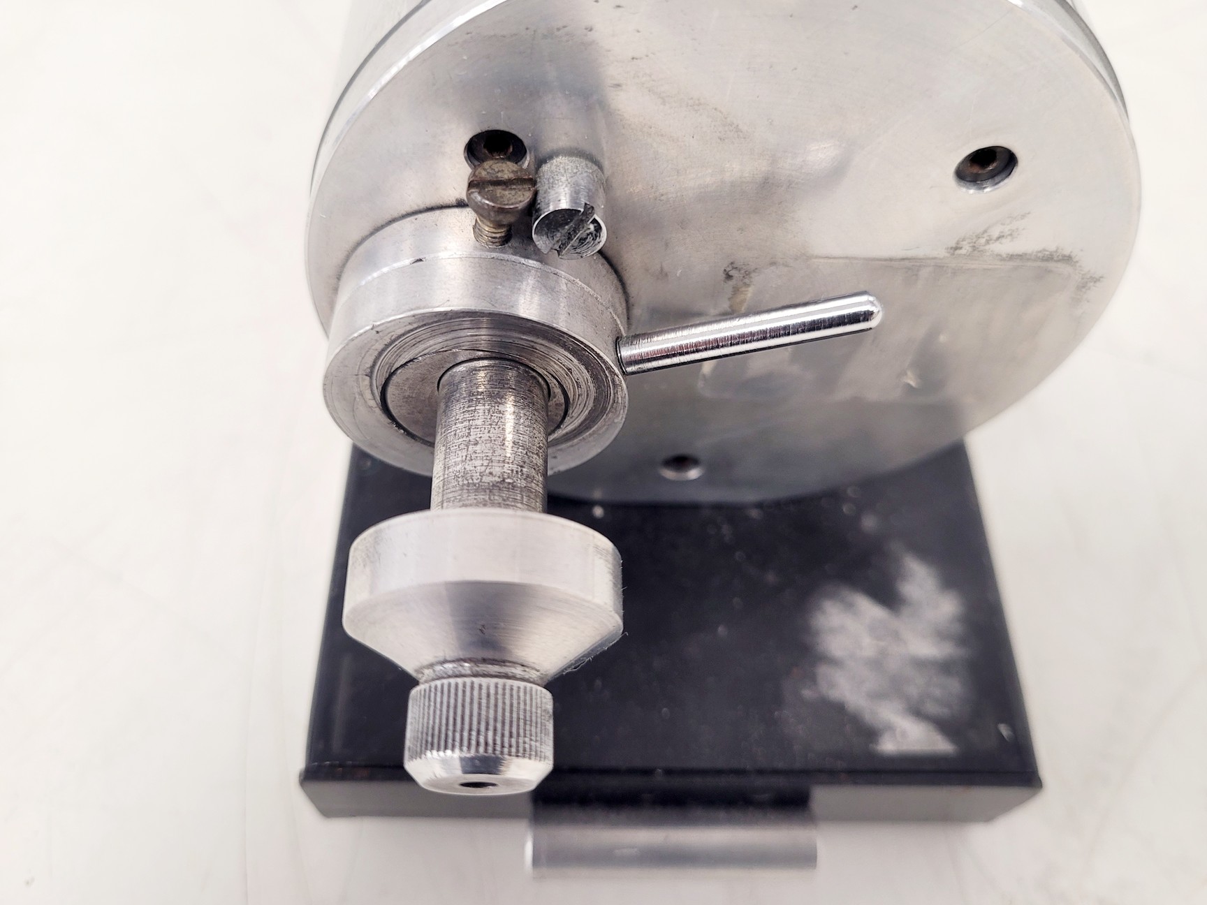 Image of Edwards Auto 306 Thermal Evaporator Coating System Lab