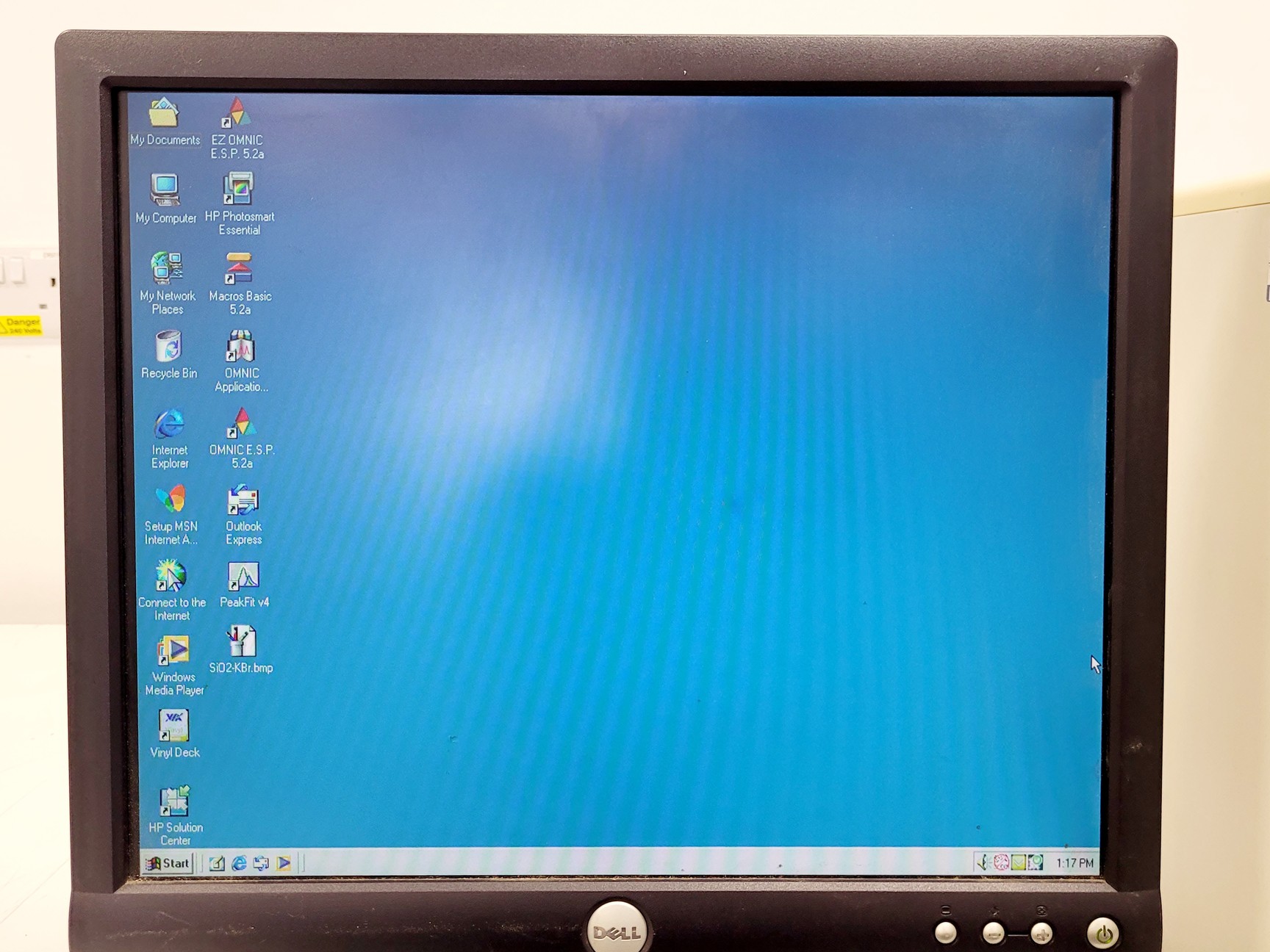 Image of Nicolet Nexus FT-IR Spectrometer w/ PC & Omnic Version 5.2a Software Lab