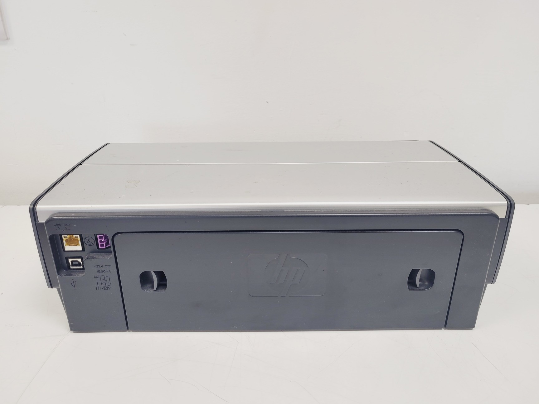 Image of Nicolet Nexus FT-IR Spectrometer w/ PC & Omnic Version 5.2a Software Lab